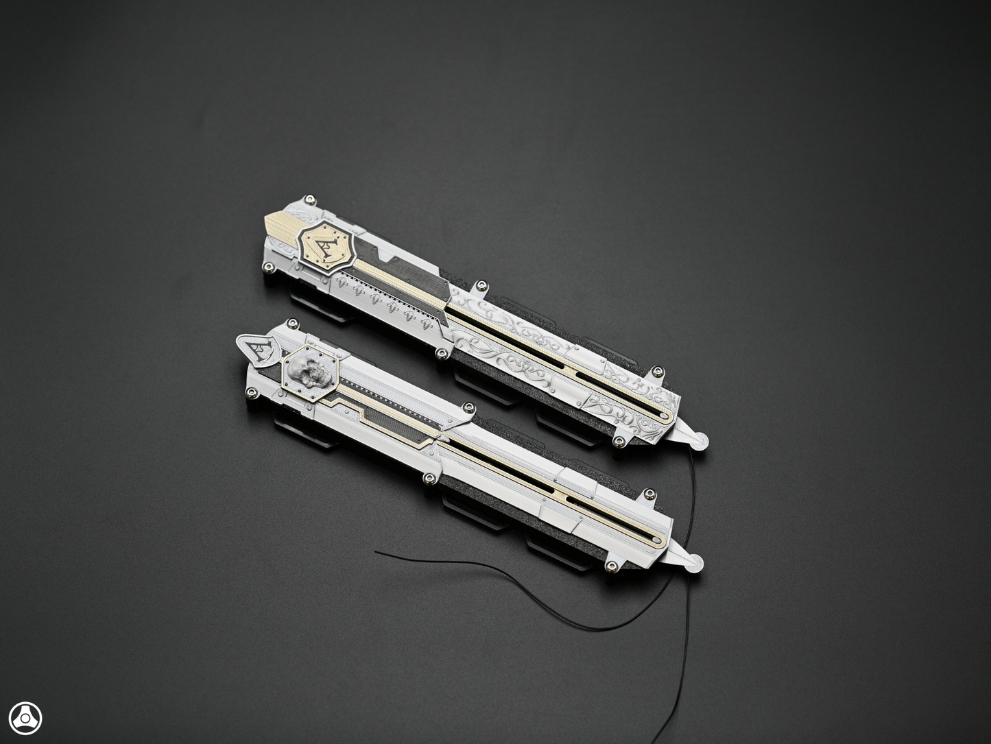 V2 Assassin's Black Flag Edward Kenway Hidden Blade Pair Premium Edition