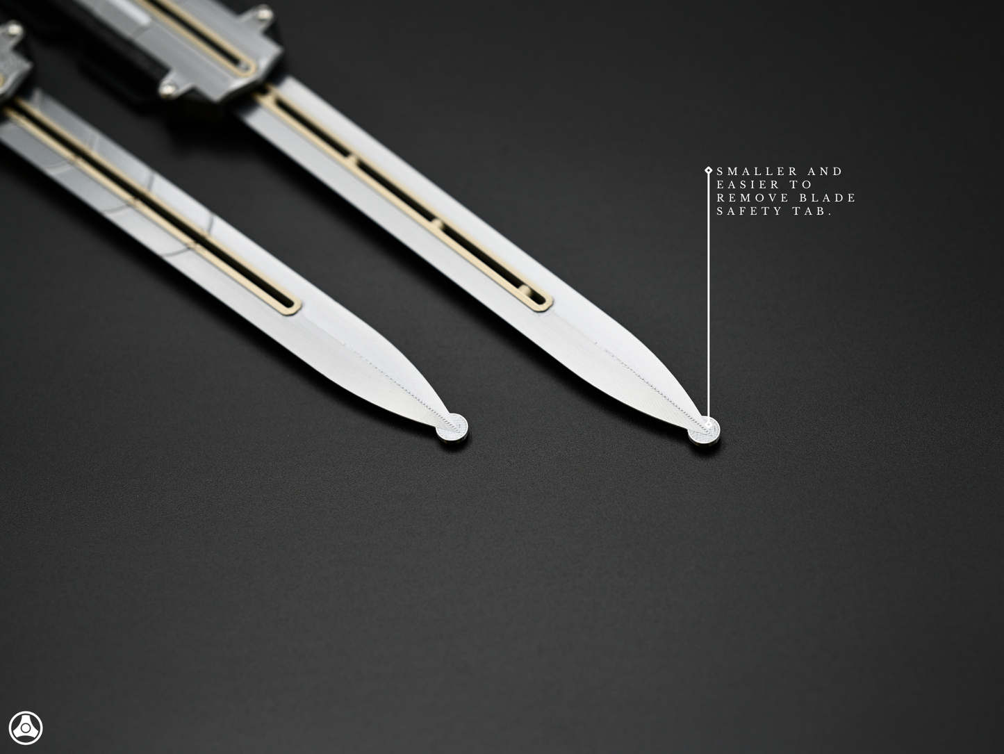 V2 Assassin's Black Flag Edward Kenway Hidden Blade Pair Premium Edition
