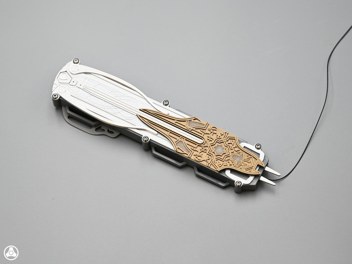 RAWICE CREATIONS V2 Assassin's Maria Hidden Blade - AC Movie Blade
