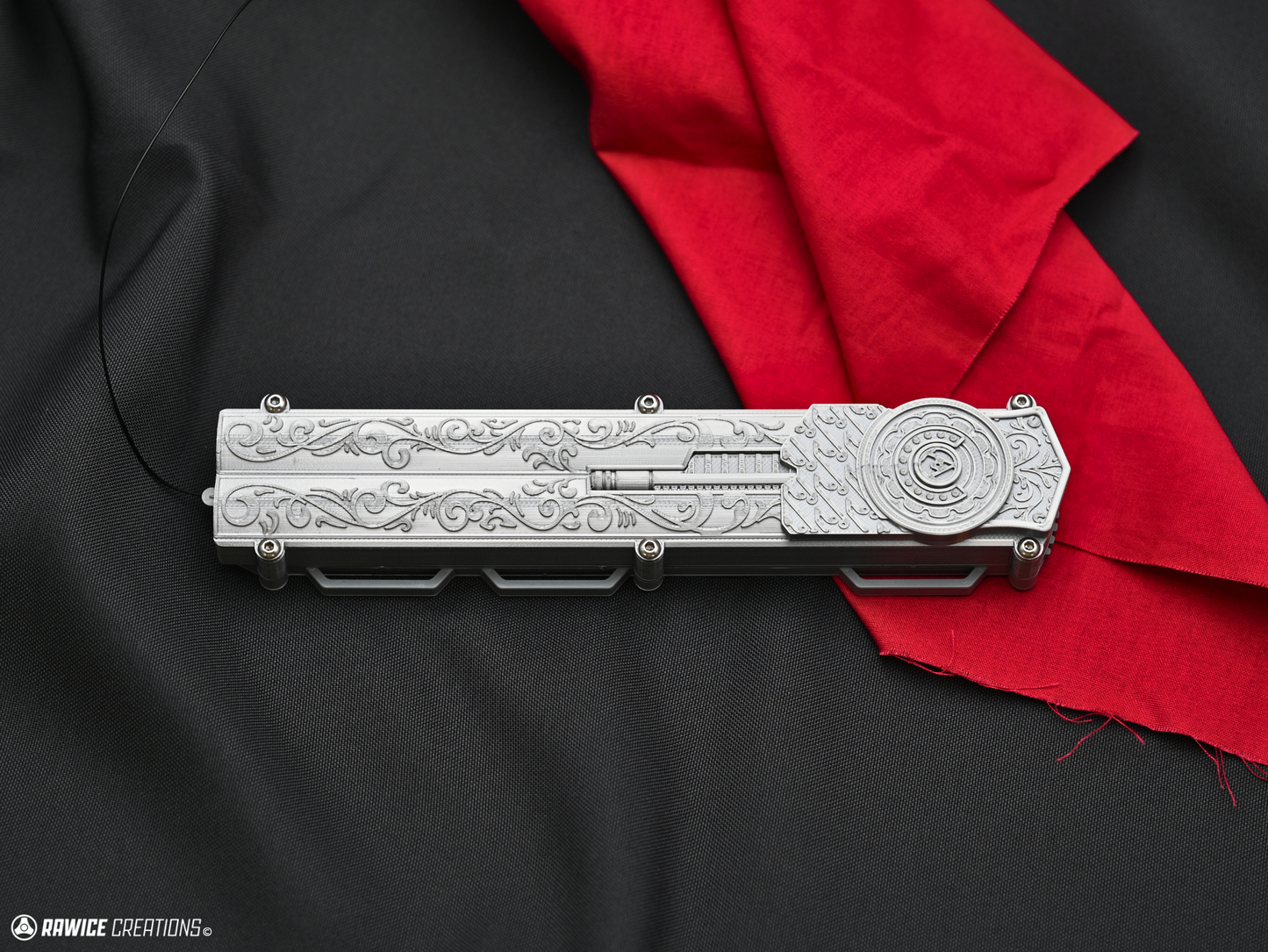 V2 Assassin's Ezio Revelations Classic Hidden Blade