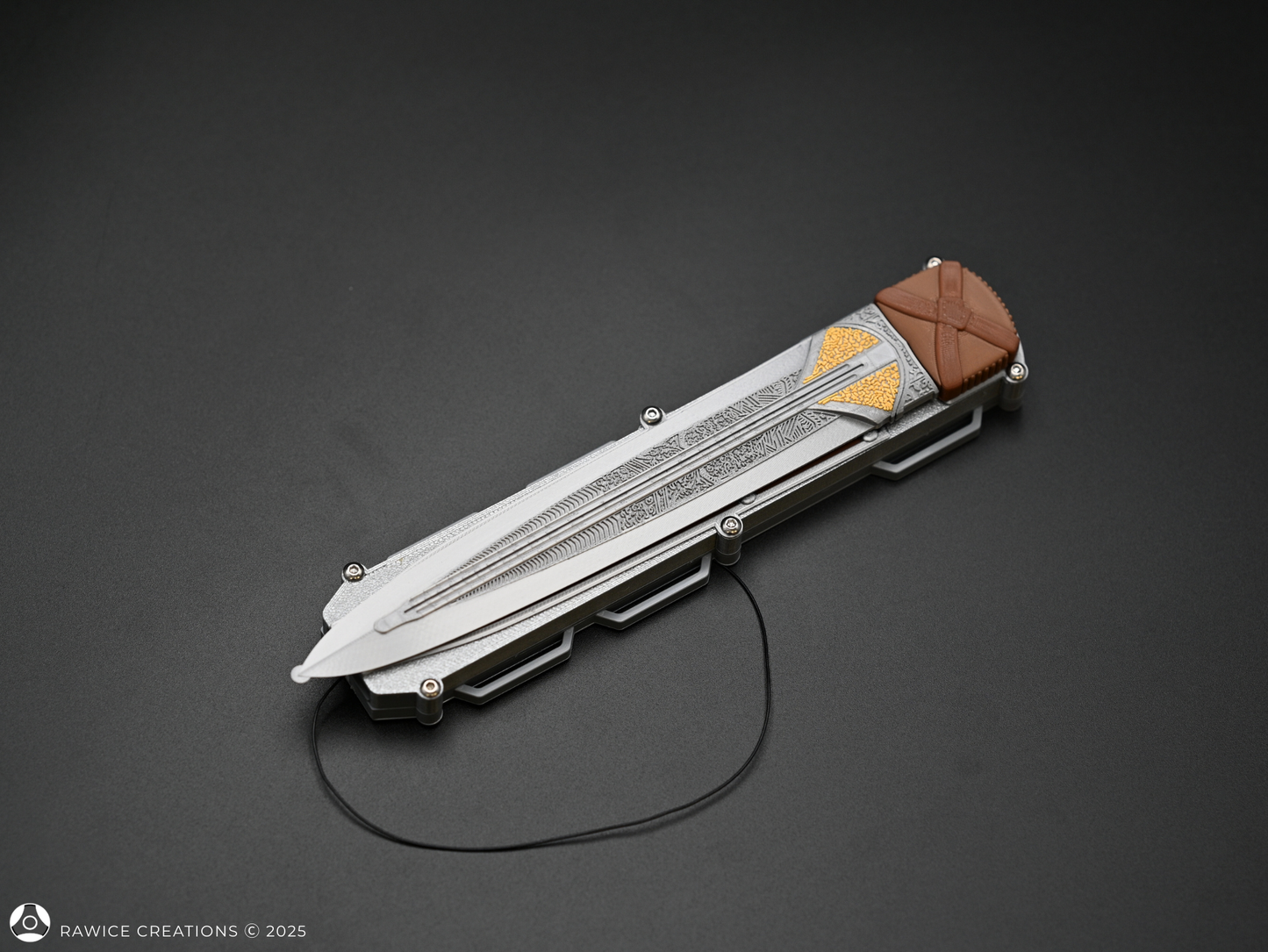 RAWICE CREATIONS V2 Assassin's Odyssey Darius Hidden Blade