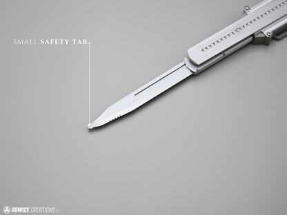 RAWICE CREATIONS V2 Assassin's AC III Haytham Kenway RIGHT Arm Hidden Blade