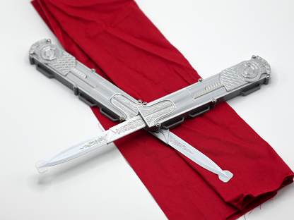 V2 Assassin's Dual Brotherhood Ezio Auditore Hidden Blades Premium Edition (Blade Pair)