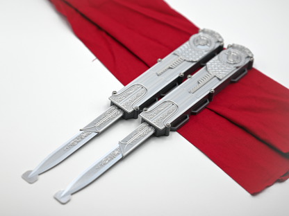 V2 Assassin's Dual Brotherhood Ezio Auditore Hidden Blades Premium Edition (Blade Pair)