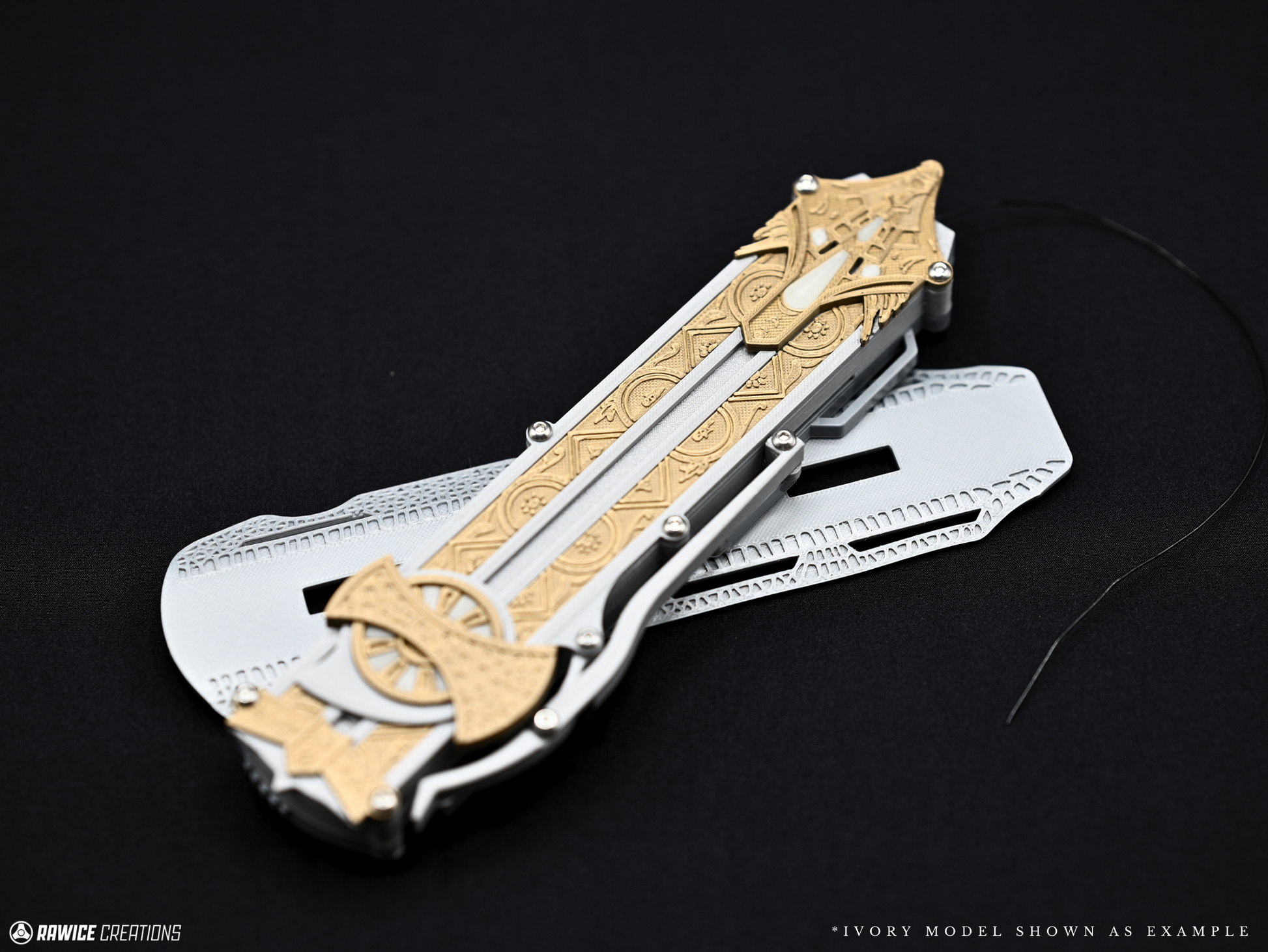 RAWICE CREATIONS V2 Assassin's Aguilar Hidden Blade - AC Movie Blade